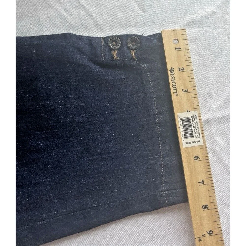 Levis these levi